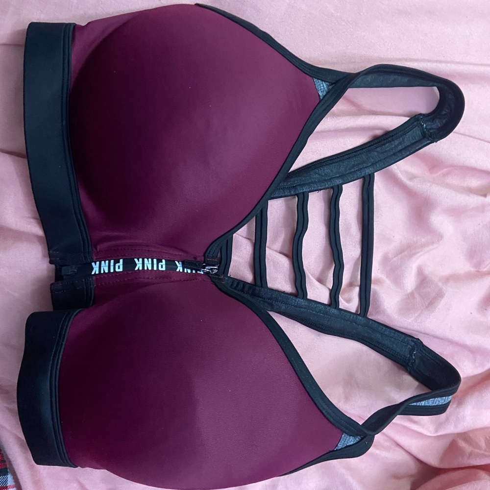 brand new pink sports bra 34D